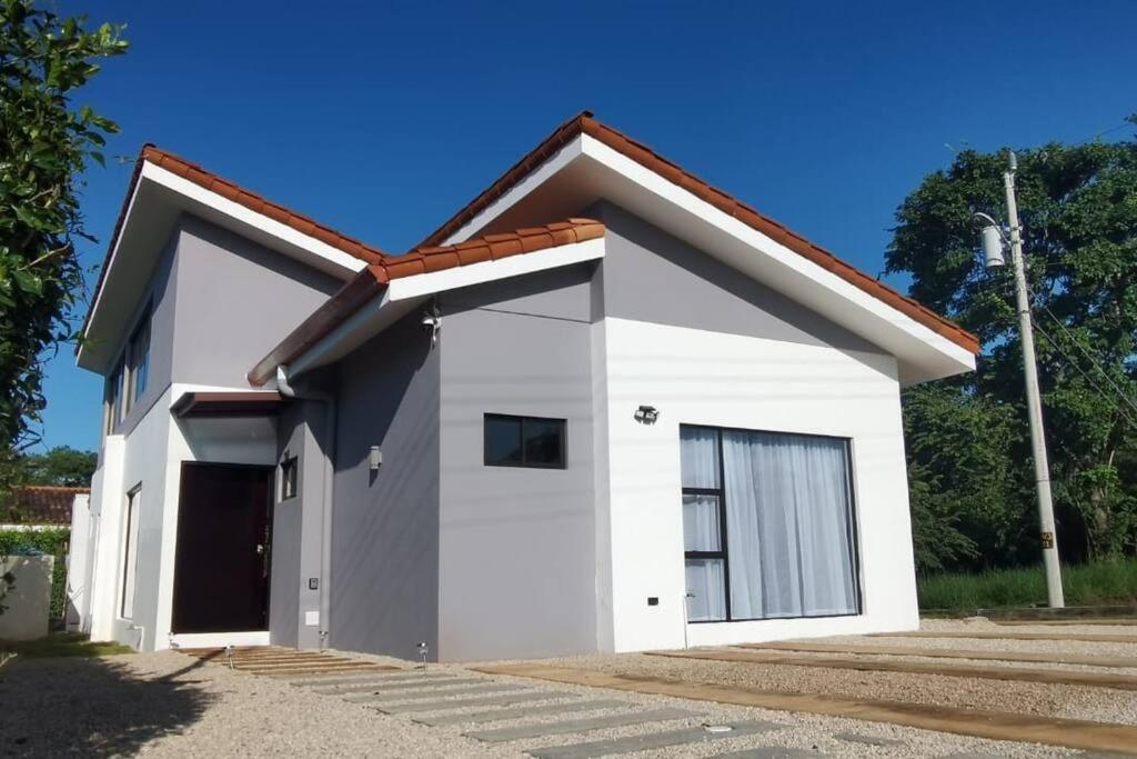הוילה Guatemala de Santa Rosa Casa Coral Tamarindo מראה חיצוני תמונה